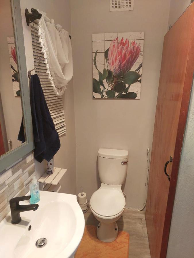 Rest4Sure Apartment Ashton Екстериор снимка